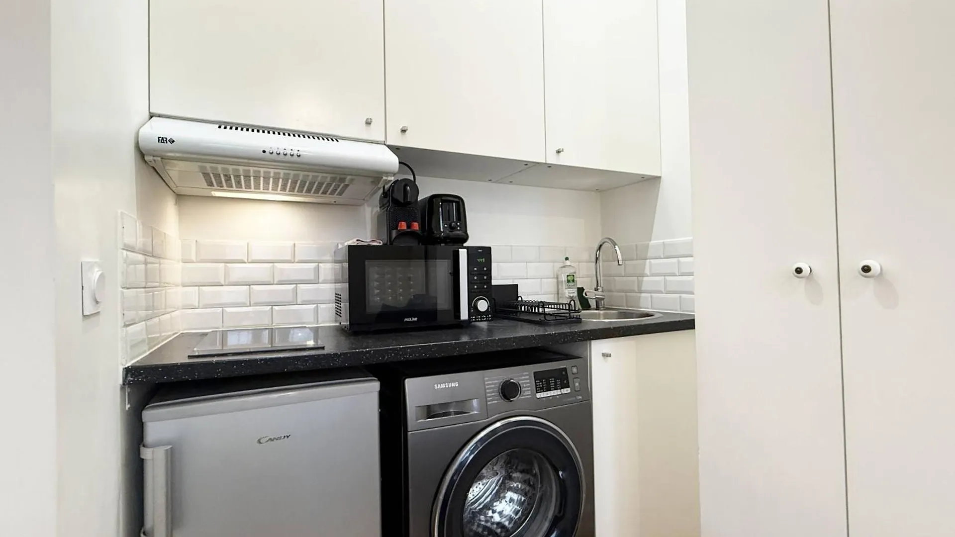Charming Studio For 2 Guest - 2Min Walk From Metro Paris